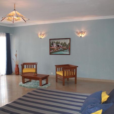 K.méléon-Hôtel Antananarivo Camera foto