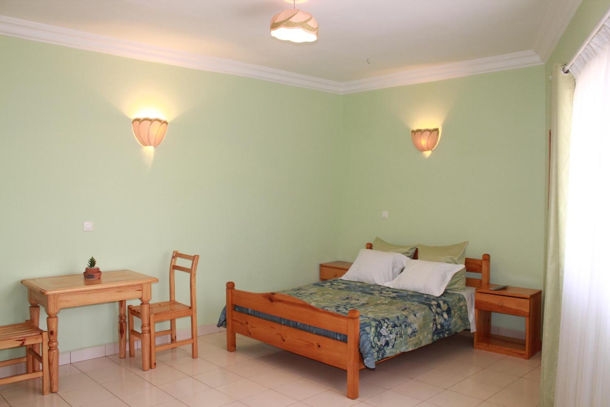 K.méléon-Hôtel Antananarivo Camera foto