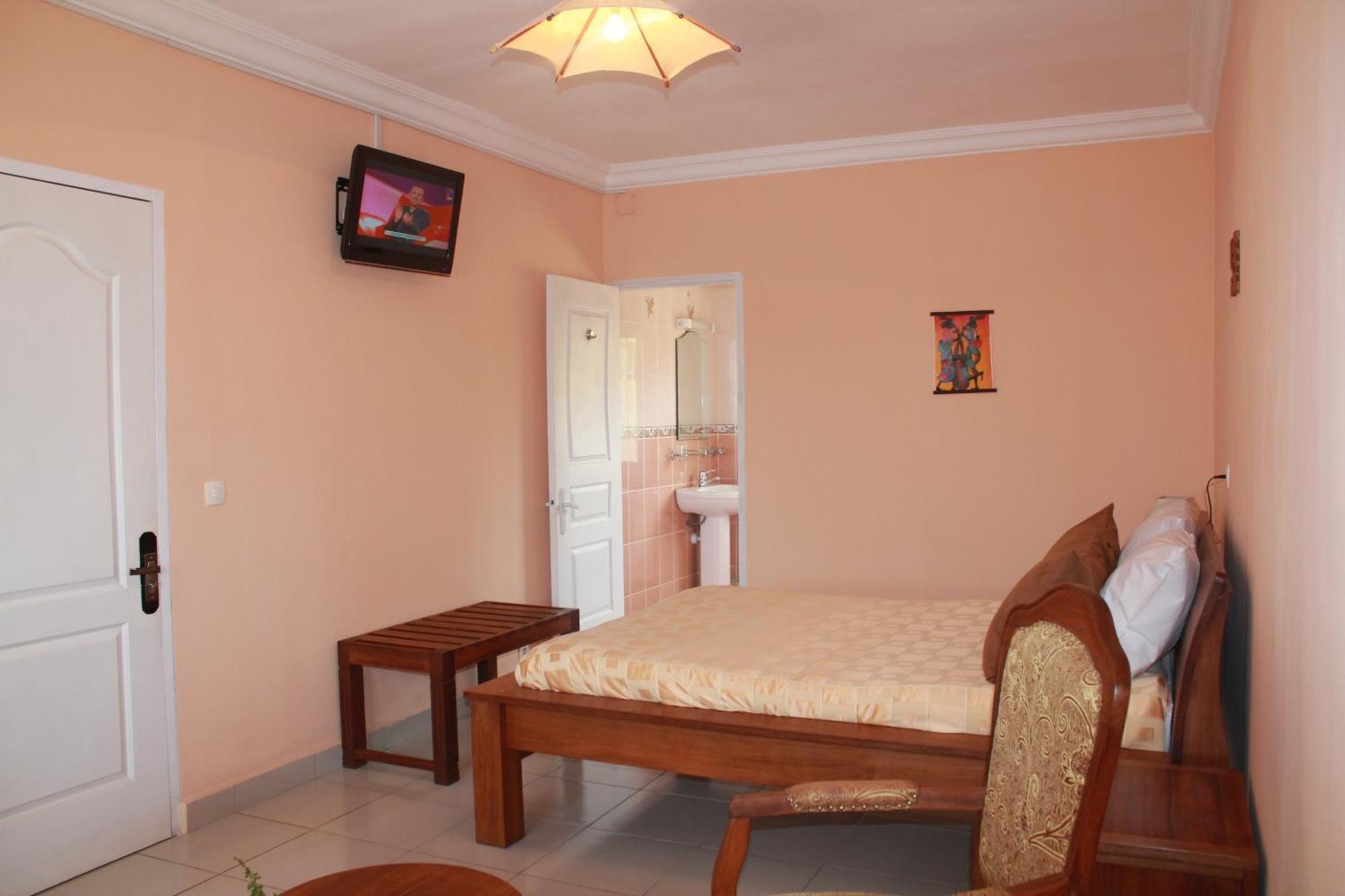 K.méléon-Hôtel Antananarivo Camera foto