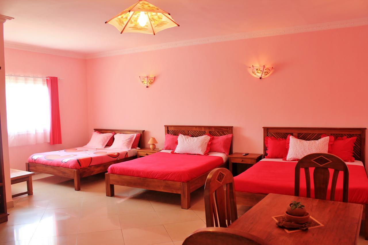 K.méléon-Hôtel Antananarivo Esterno foto